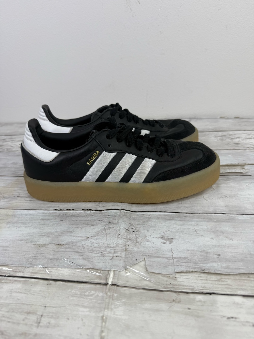 Adidas originals Women's SAMBAE Sneakers black GUM ID0436